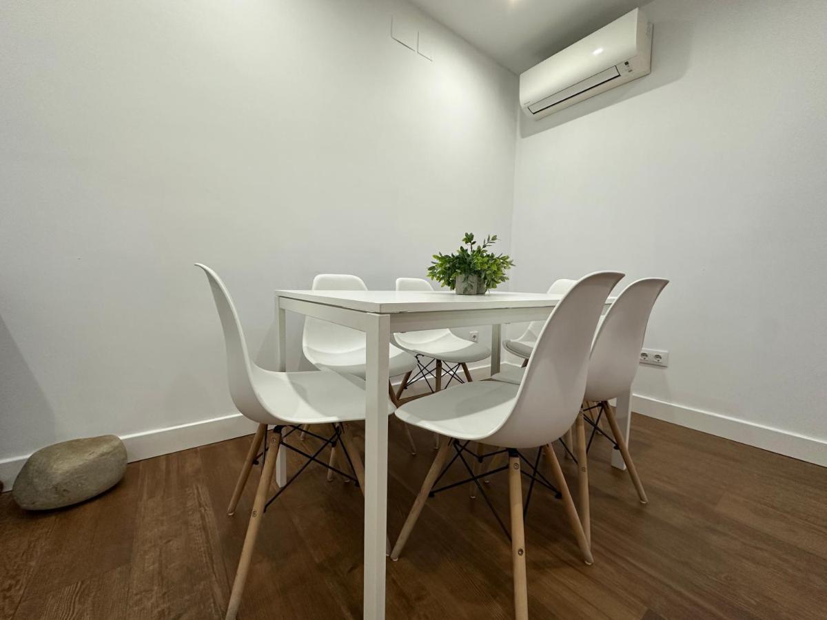Excelente Y Centrico Apartamento Sevilha Exterior foto
